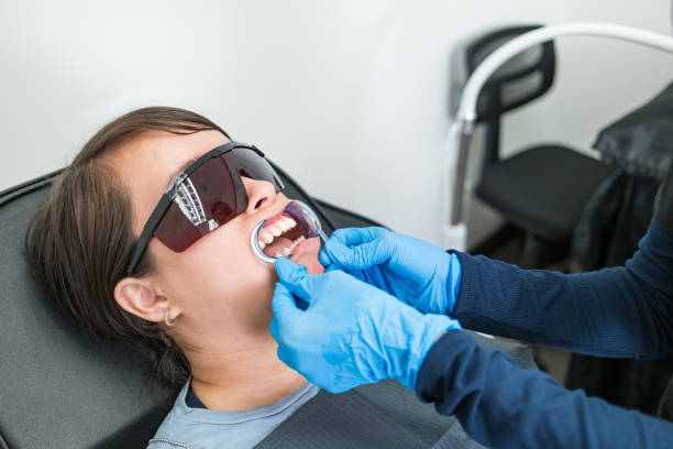 Best Emergency Tooth Extraction  in Gberts, IL